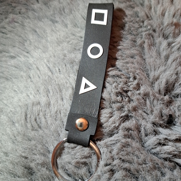 Squid Game Keychain. - Picture 3 of 5